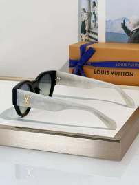 Picture of Louis Vuitton Sunglasses _SKUfw76769945fw